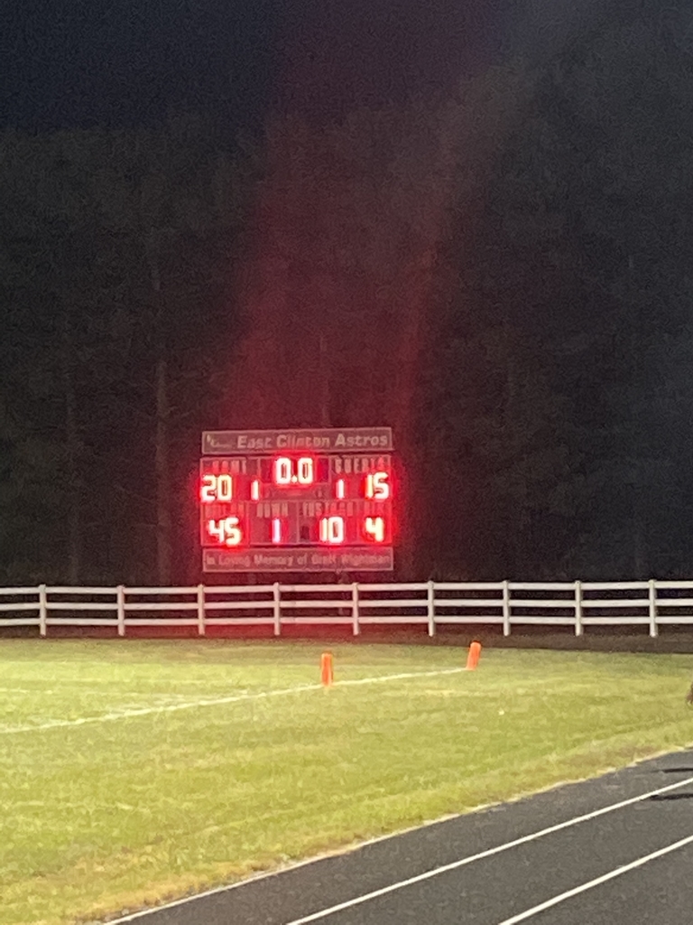 East Clinton 20. Rockets 15. Tough loss but great effort by the Rockets.