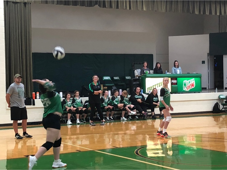Rockets serve an ace.